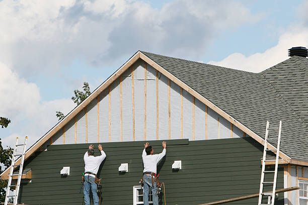 Professional Siding Contractor technician working in Allentown, NJ